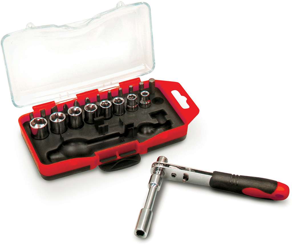 Screwdriver bit and socket set 23 pc