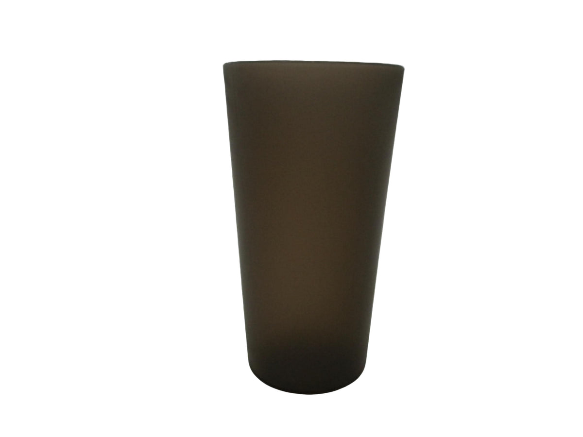 Gobelet en plastique noir (ou 10/6,99 $)