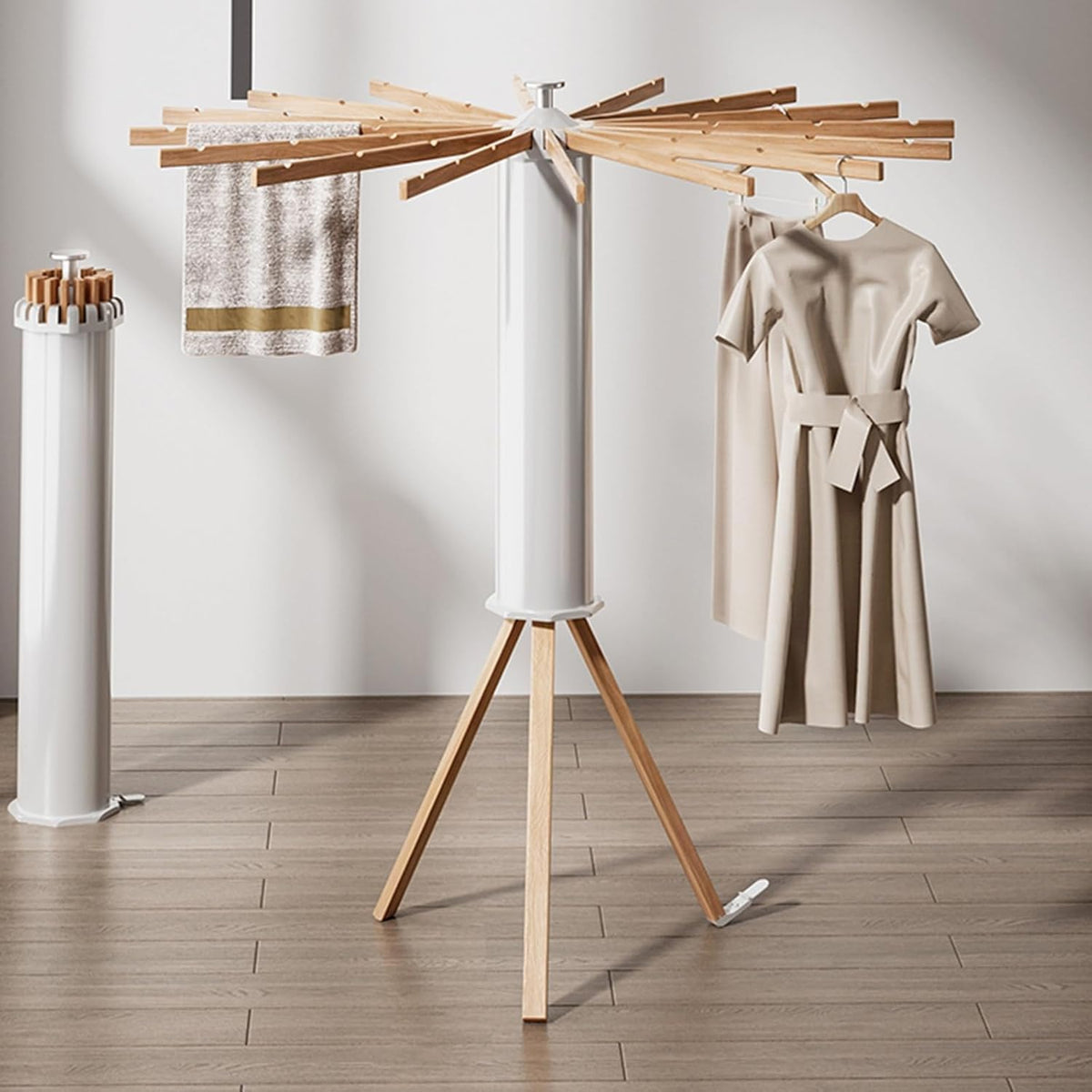 Hang Hover Tripod Drying Rack Clothes Hanger w/16 Retractable Arms Solid Beech Wood