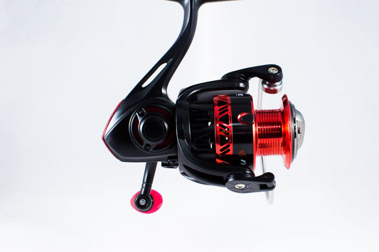 Fire 3000 Spinning Reel Powered By Favorite