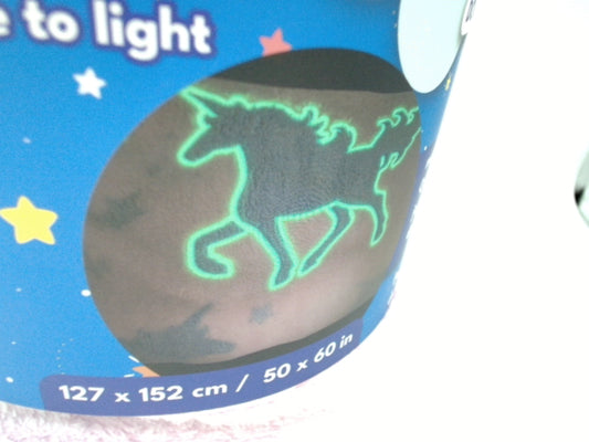 Blanket 127 cm x 152 cm Glow in the Dark - Additional View