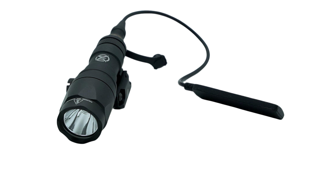 Lampe tactique 400 lumens avec interrupteur à pression détachable sur câble on/off RHAM